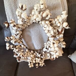 Cotton Wreath with three cotton balls